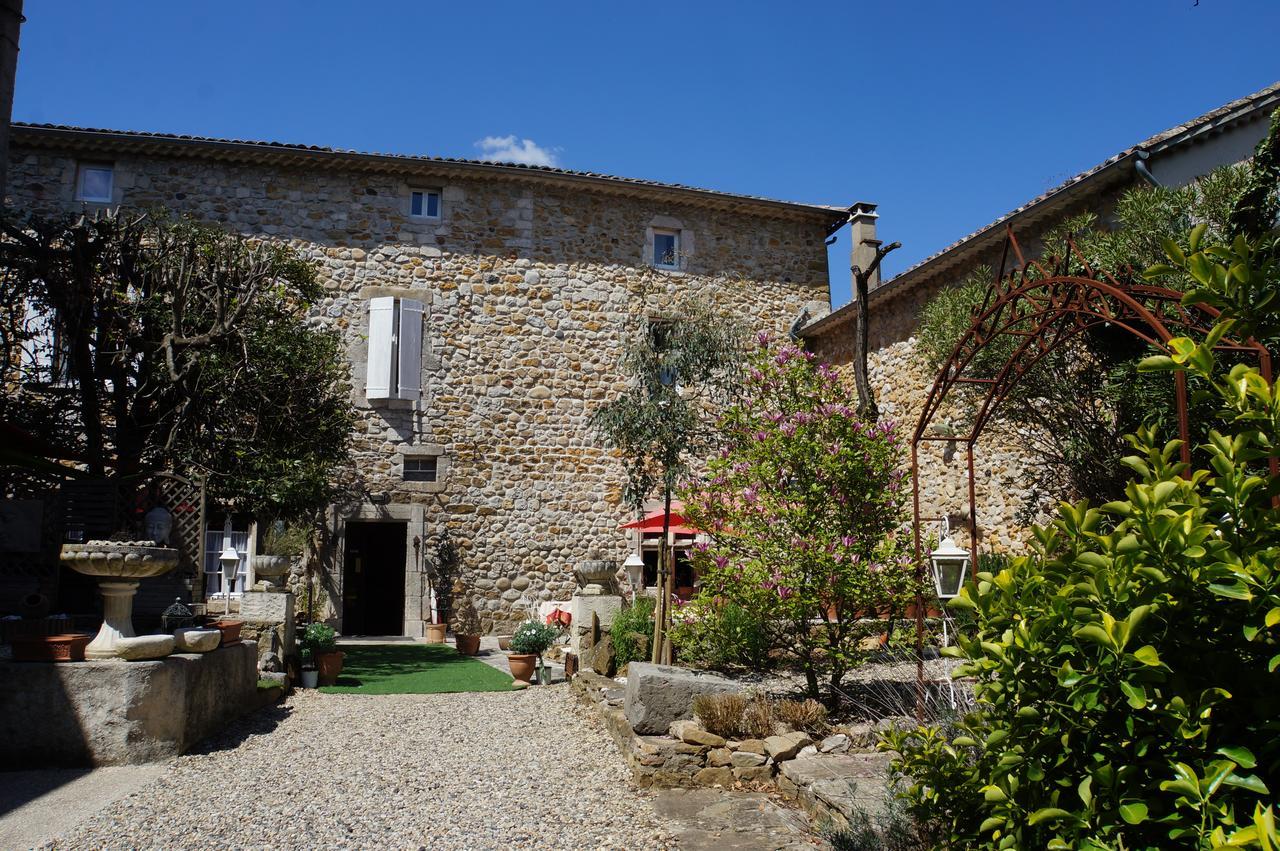 Le Manoir Du Raveyron Hotel Vallon-Pont-dʼArc Exterior foto